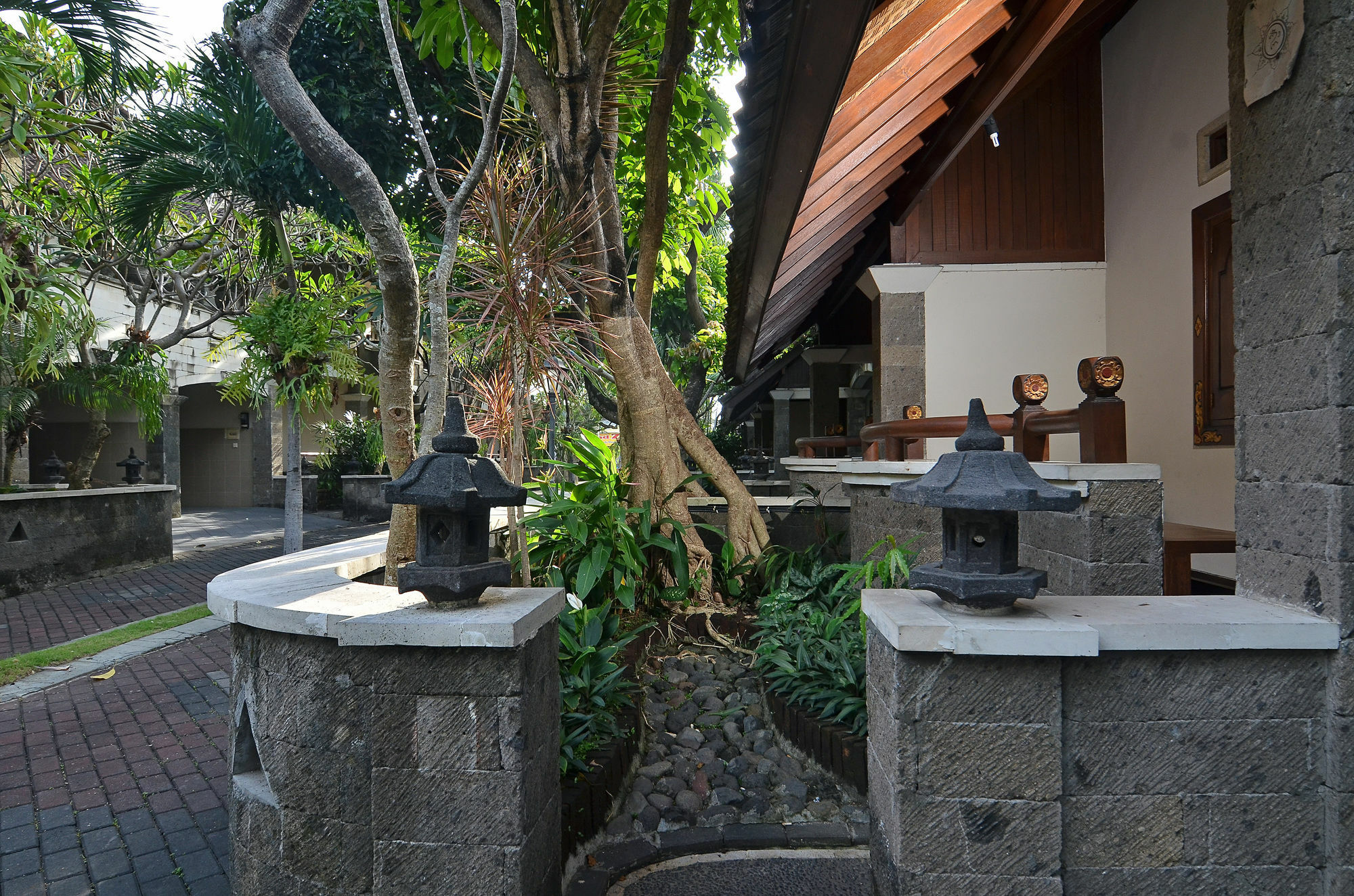 Hotel Taman Ayu 212 Denpasar Esterno foto